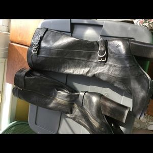 Frye moto black leather boot w chunky heel Sz 8